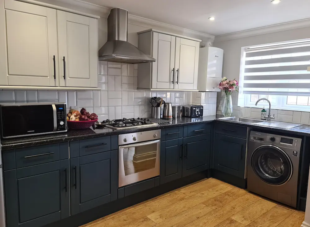 modern kitchen in bedfordshire with units professionally sprayed